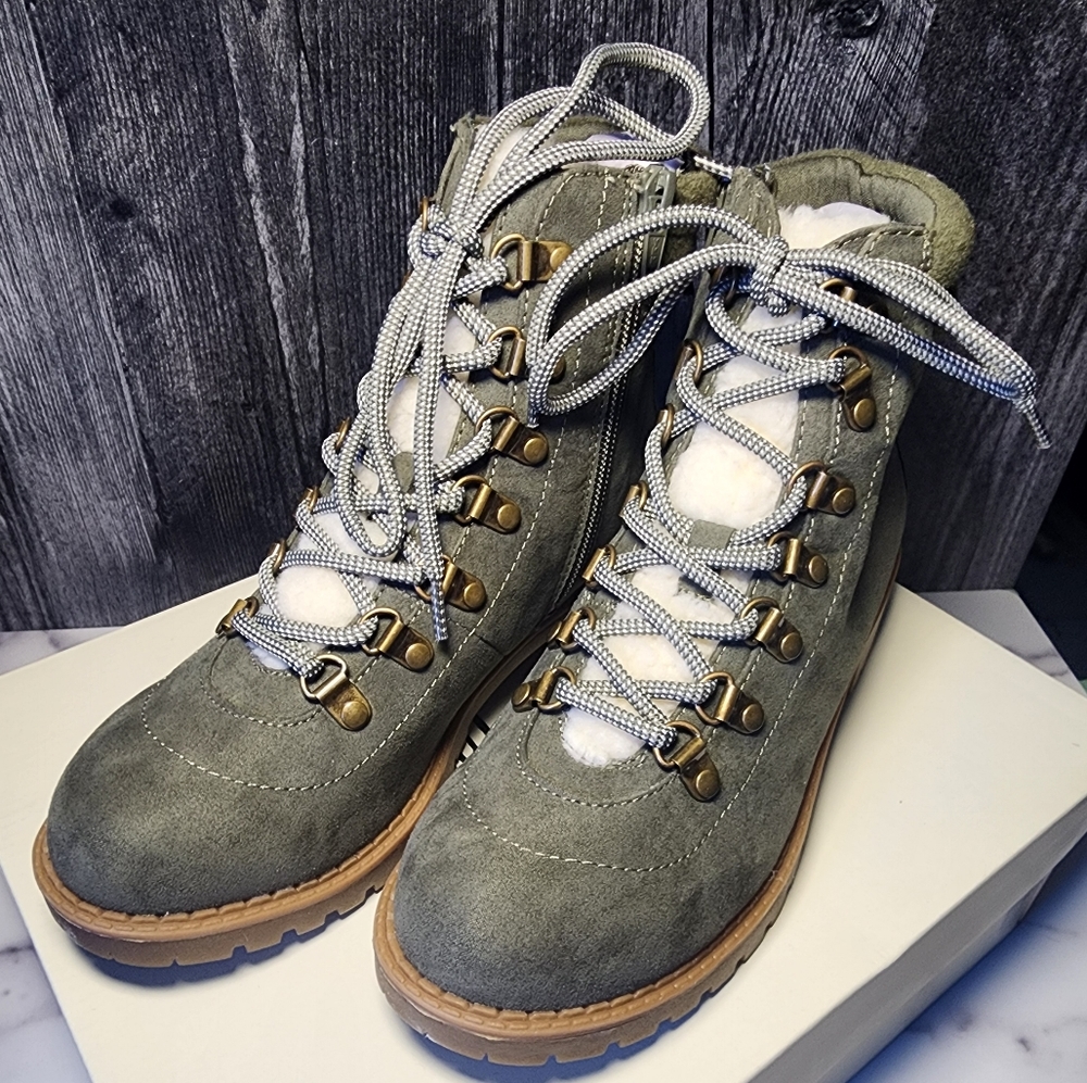 Style & Co. Womens Maariah Faux Suede Lace Up Ankle Boots| Sage|Size 6M|New W B